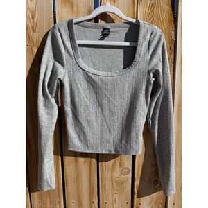 Wild Fable Women's Teen Light Gray Knit Long Sleeve Scoop Neck Cropped Top Sz XS